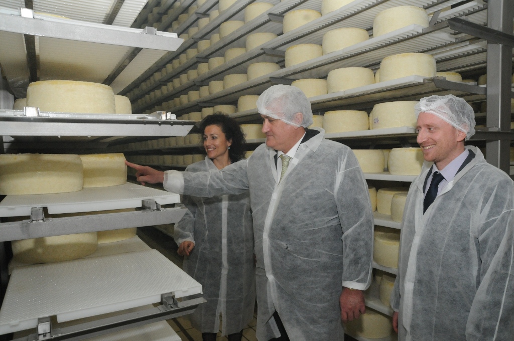 „Тирбул” инвестира 15 млн. евро в производството на млечни продукти в Сливен